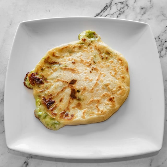 Jalapeño Y Queso (Jalapeño and Cheese).