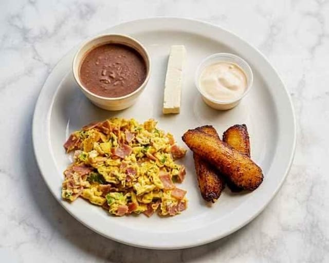 Huevos Con Jamon.