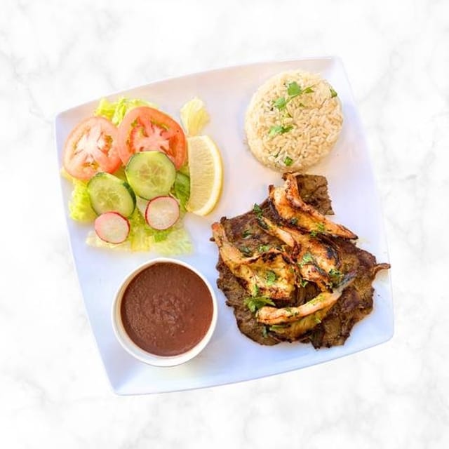 Carne Asada Con Camarones.